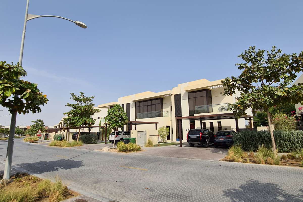 Richmond - Park Villas - Damac Hills - Dubai - UAE (7)